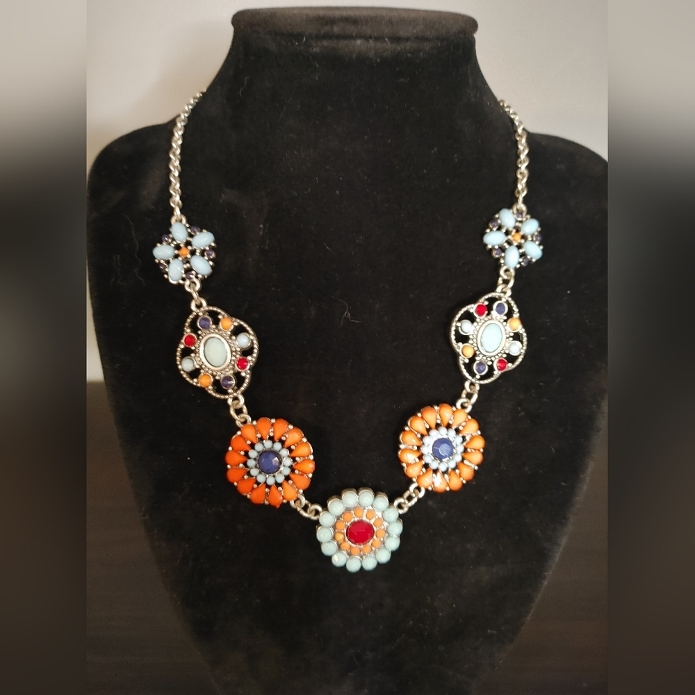 Floral Multicolor Necklace